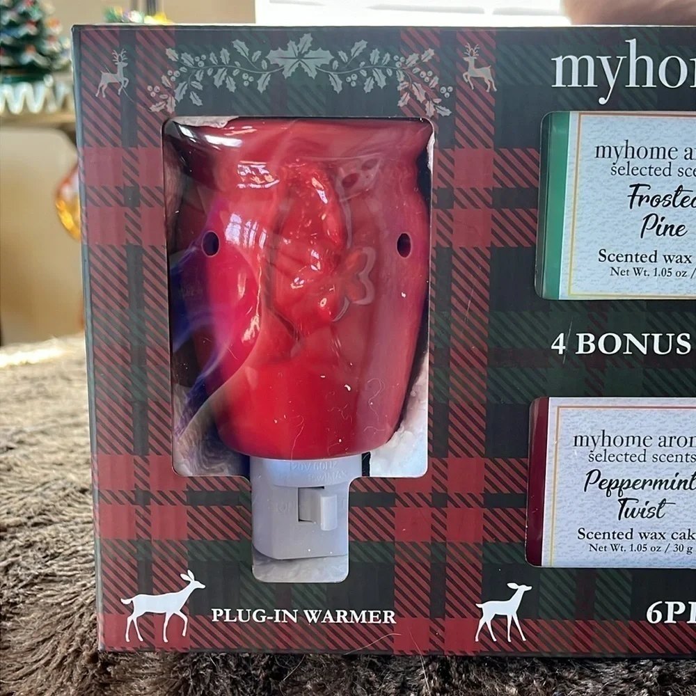 Brand New 6-Piece Christmas Gift Set Table Wax Warmer Plug-In Warmer 4 Wax Tarts